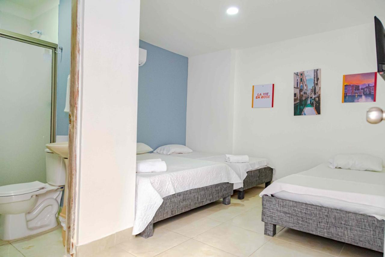 Luna Cartagena Airport Hotel Exterior photo